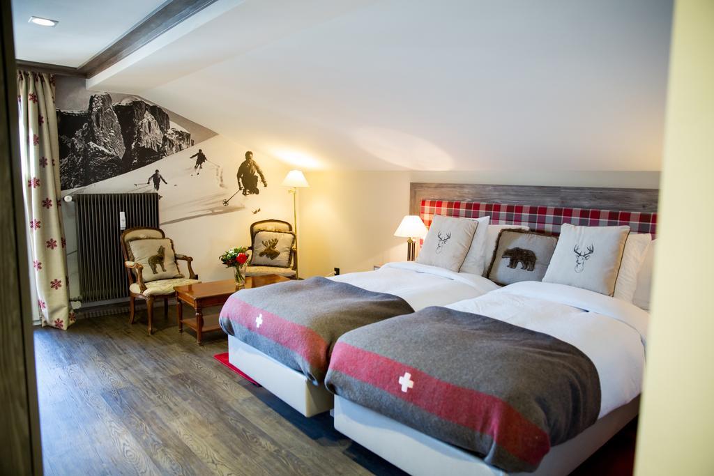 Bristol 3*